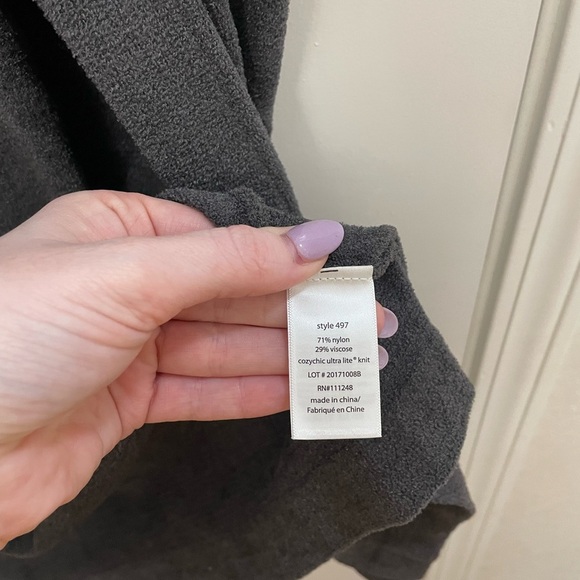 Barefoot Dreams CozyChic Ultra Lite Sleeveless Long Cardi - Picture 8 of 8